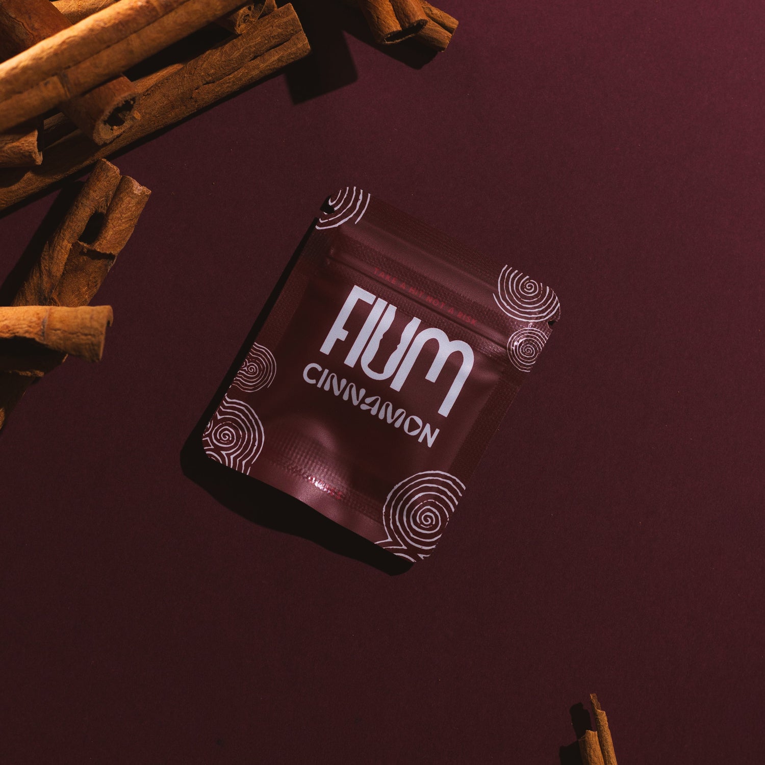 Cinnamon Hearts Core - Especiado Cálido